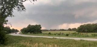 美国超2500万人面临恶劣天气威胁