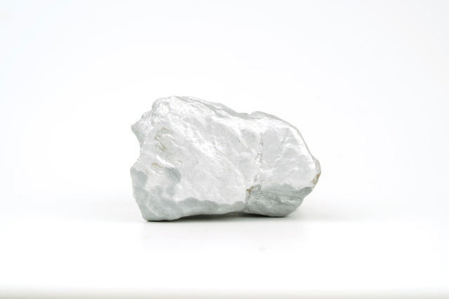 怎么探讨白银投资的相关话题？白银投资有哪些风险和机遇？  第1张