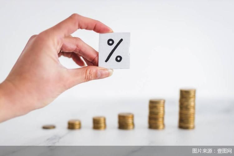 银行业“反内卷”热潮涌动 基层“最后一公里”待破局  第1张