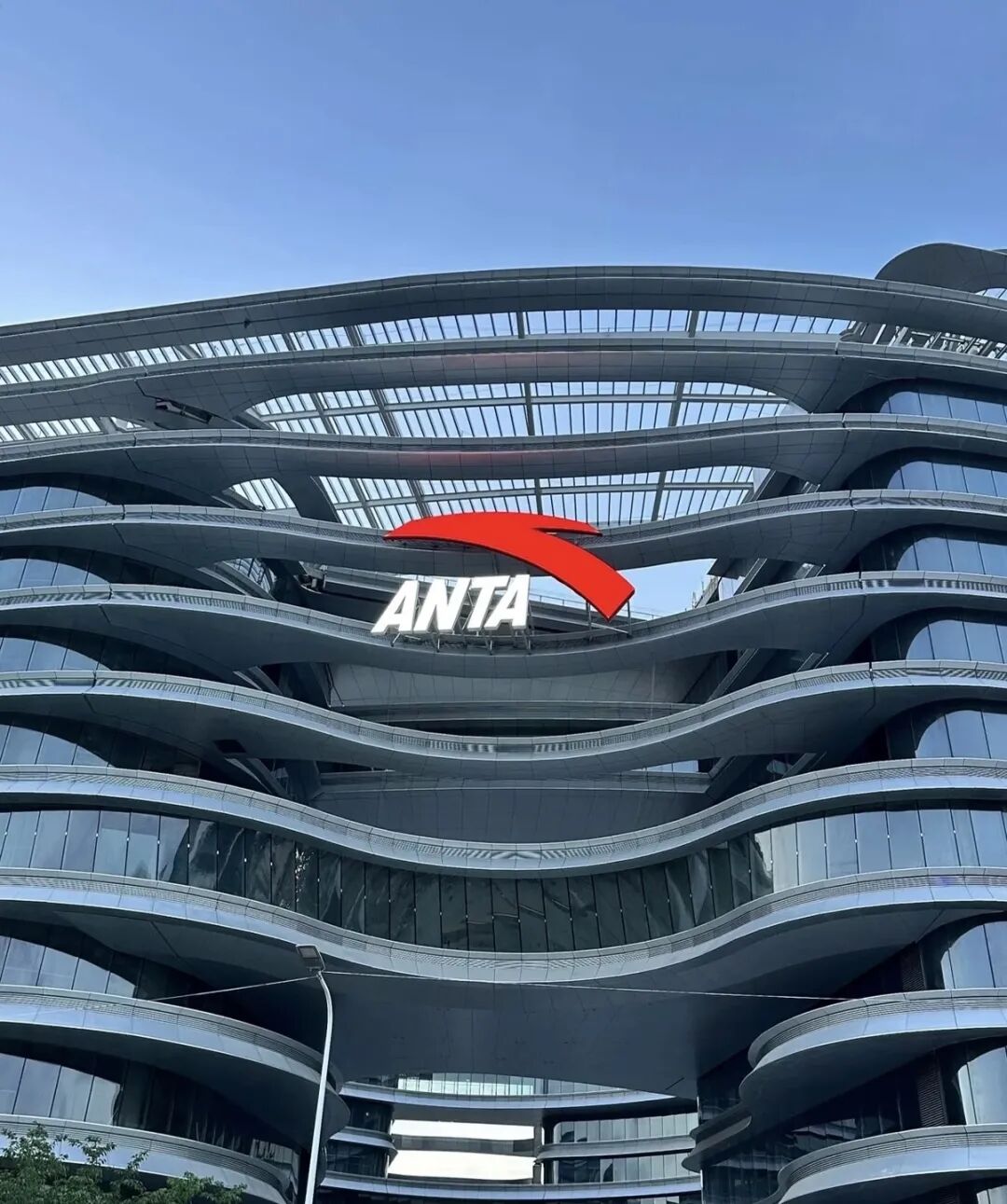 安踏120亿收购彪马29%股权！2026中国跨国并购首单落地  第2张